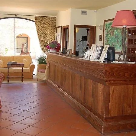 & Restaurant Casolare Le Terre Rosse San Gimignano
