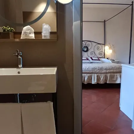 & Restaurant Casolare Le Terre Rosse San Gimignano