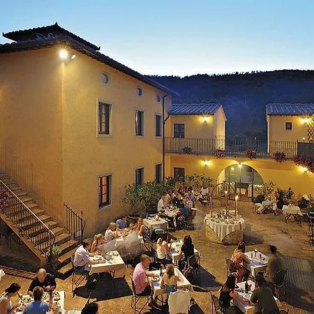 Hotel & Restaurant Casolare Le Terre Rosse 3*